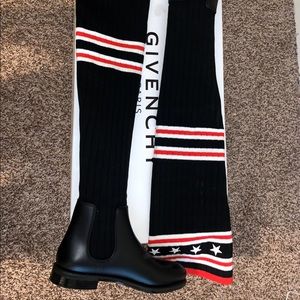 Womens black GIVENCHY thigh high socks boot ! Size 40 ! Excellent condition !